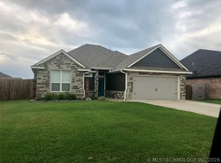3409 Carriage Point Dr, Durant, OK 74701