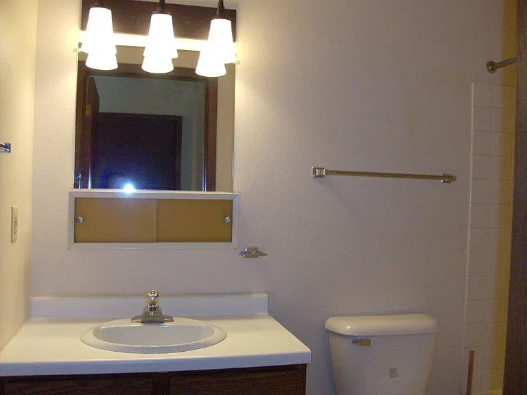 98 Hiawatha St #8 — Photo 5