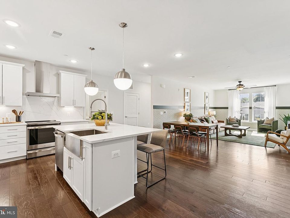 1st image of 3700 Havertill Ln Unit 201