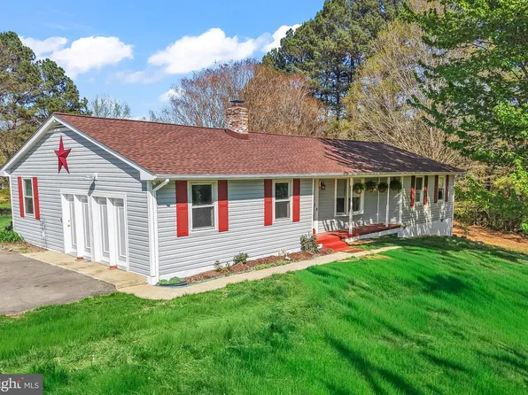 874 Truslow Rd, Fredericksburg, VA 22406