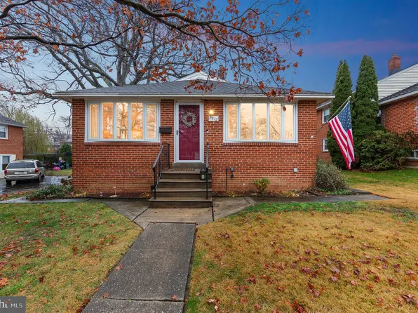 2912 Armstrong Ave, Secane, PA 19018