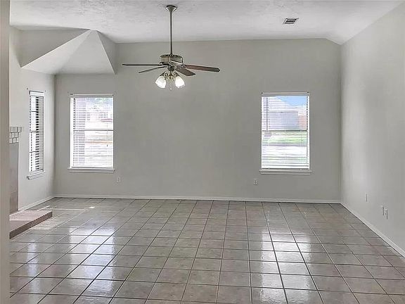 5th image of 7303 Foxport Ln