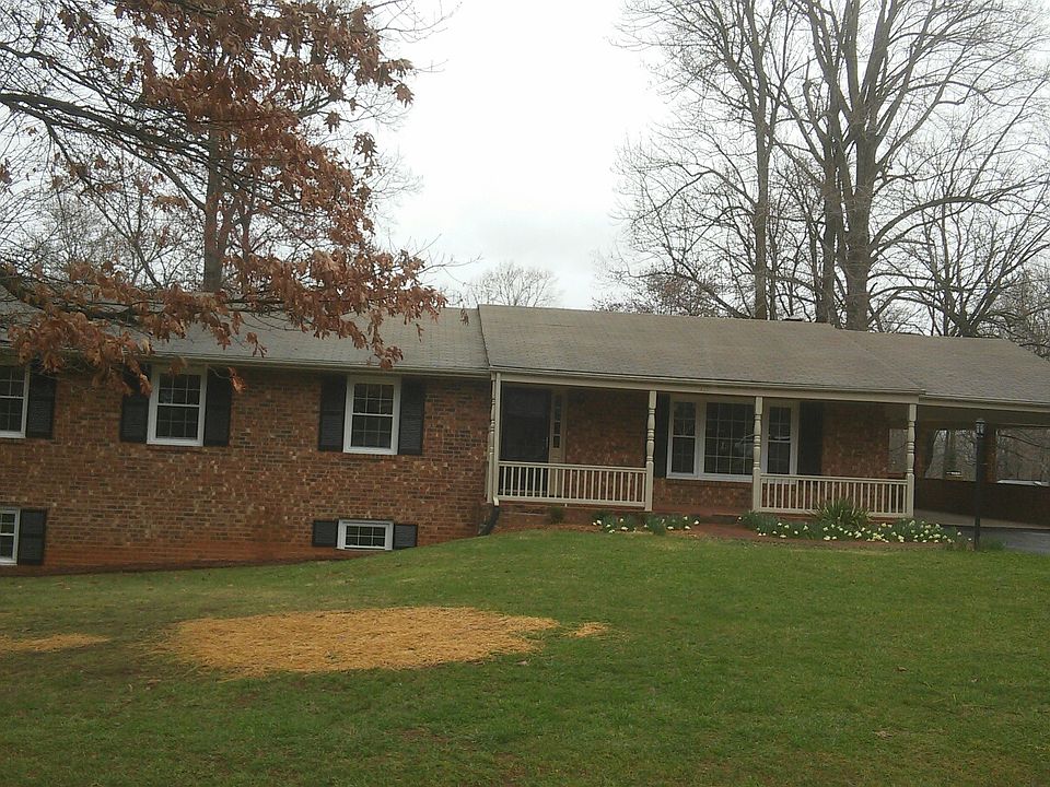 1st image of 421 Jefferson Drive