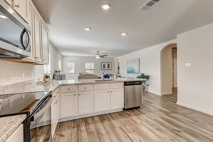 107 Crimson Cir — Photo 10