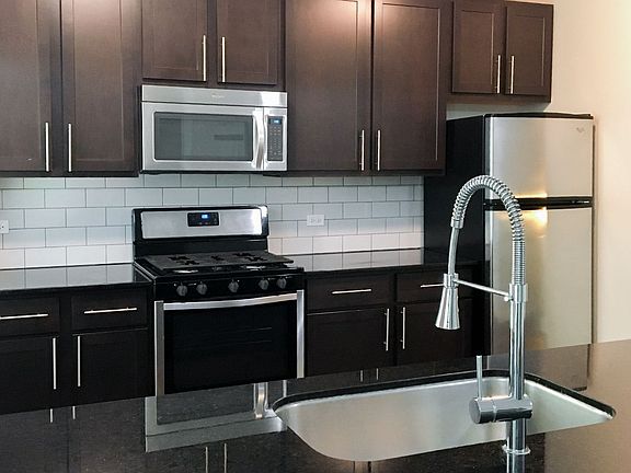 5th image of 5054 N Winchester Ave #1