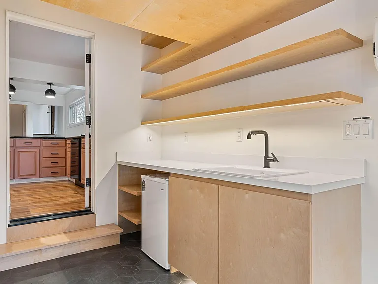 6358 NE 37th Ave — Photo 15