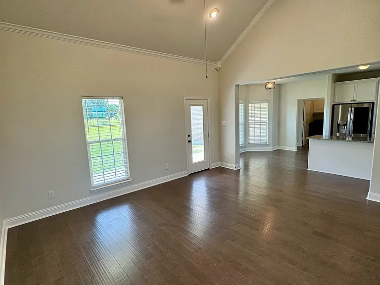 10510 County Road 632 — Photo 2