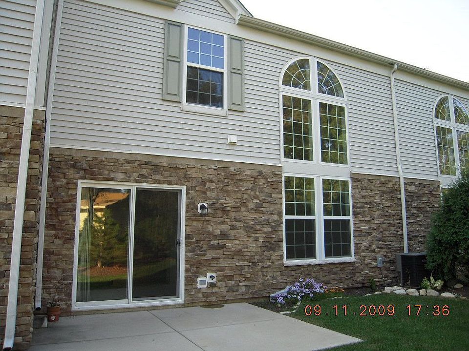 2nd image of 766 Pointe Dr