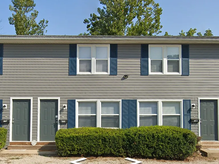 307 Granada Dr — Photo 17