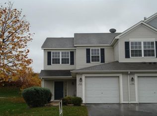 784 Cobblestone Way, Shakopee, MN 55379