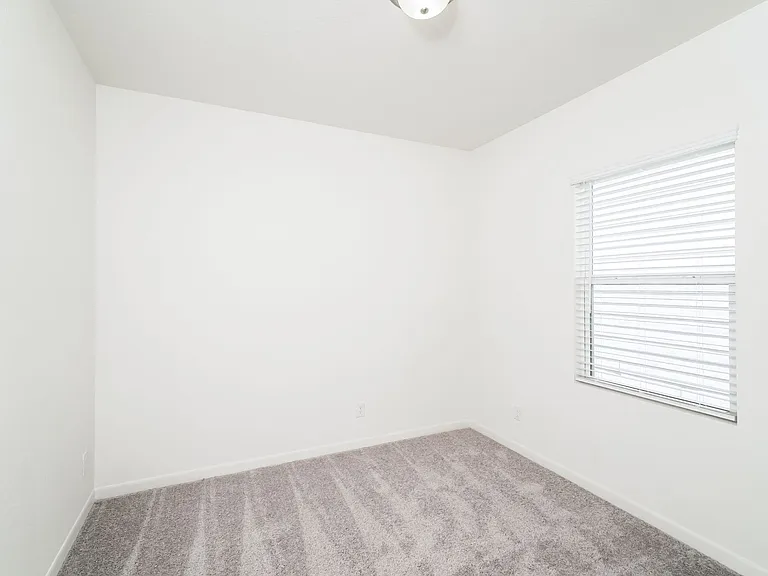 133 Wren Ln — Photo 32
