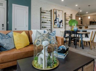 43425 Stonewood Crossing Ter, Ashburn, VA 20148