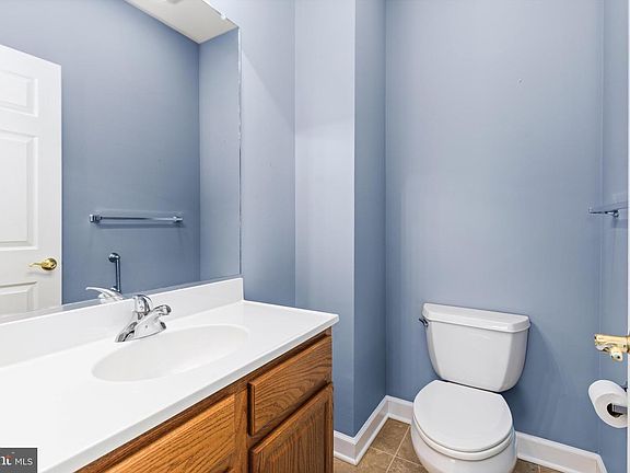 4th image of 37007 Owl Dr