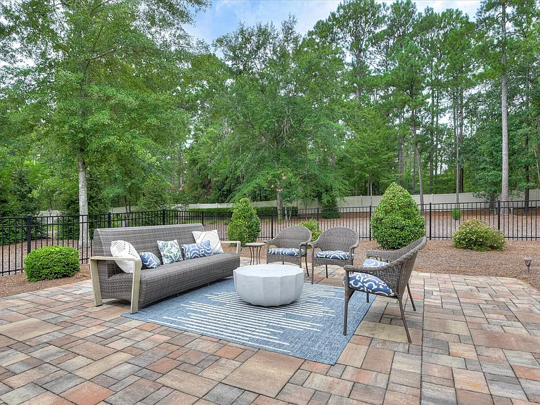 534 Long Shadow Dr — Photo 45