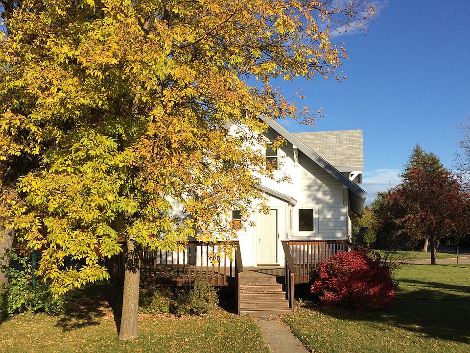 225 Oak St SE Clearbrook