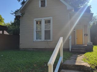 39 N Tacoma Ave, Indianapolis, IN 46201