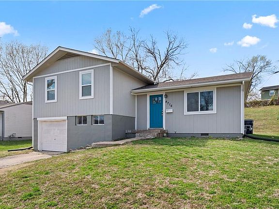 2nd image of 4716 E 40th Pl