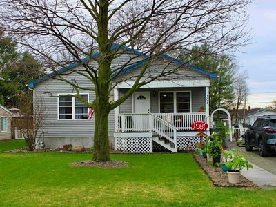 304 Maplewood Ave, Bourbon, IN, 46504
