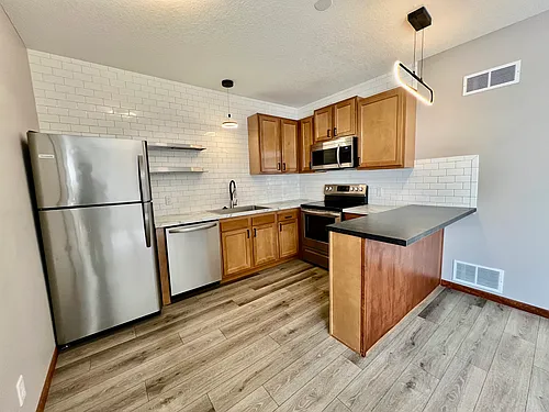 417 S Main St #I Photo 1