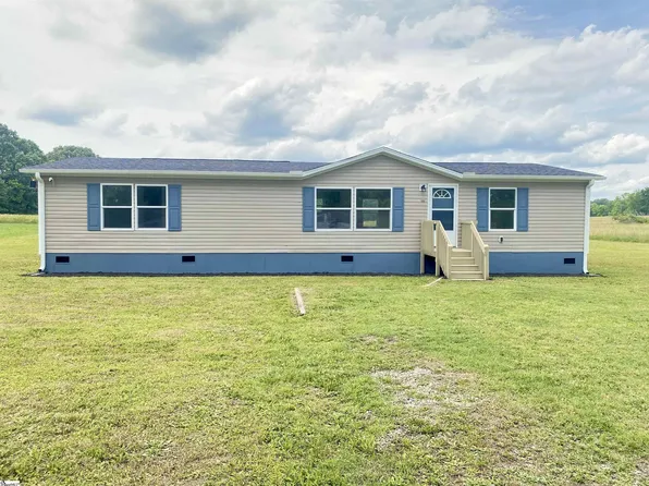 111 McWatters Dr, Clinton, SC 29325