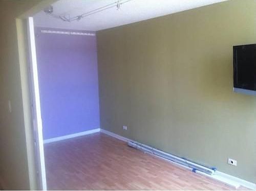 2nd image of 70 W Huron St #G12