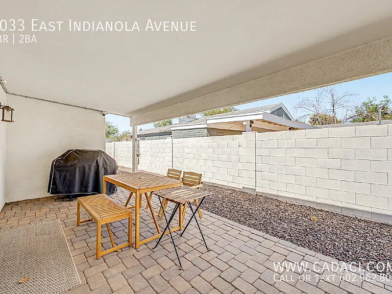 1033 E Indianola Ave — Photo 29