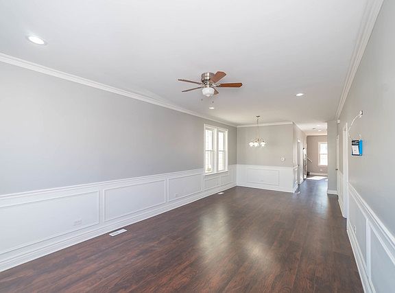 3rd image of 4909 W 31st St #1