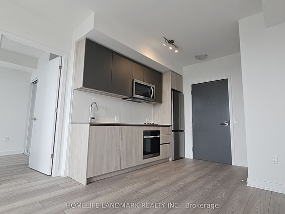 4th image of 5858 Yonge St #3225