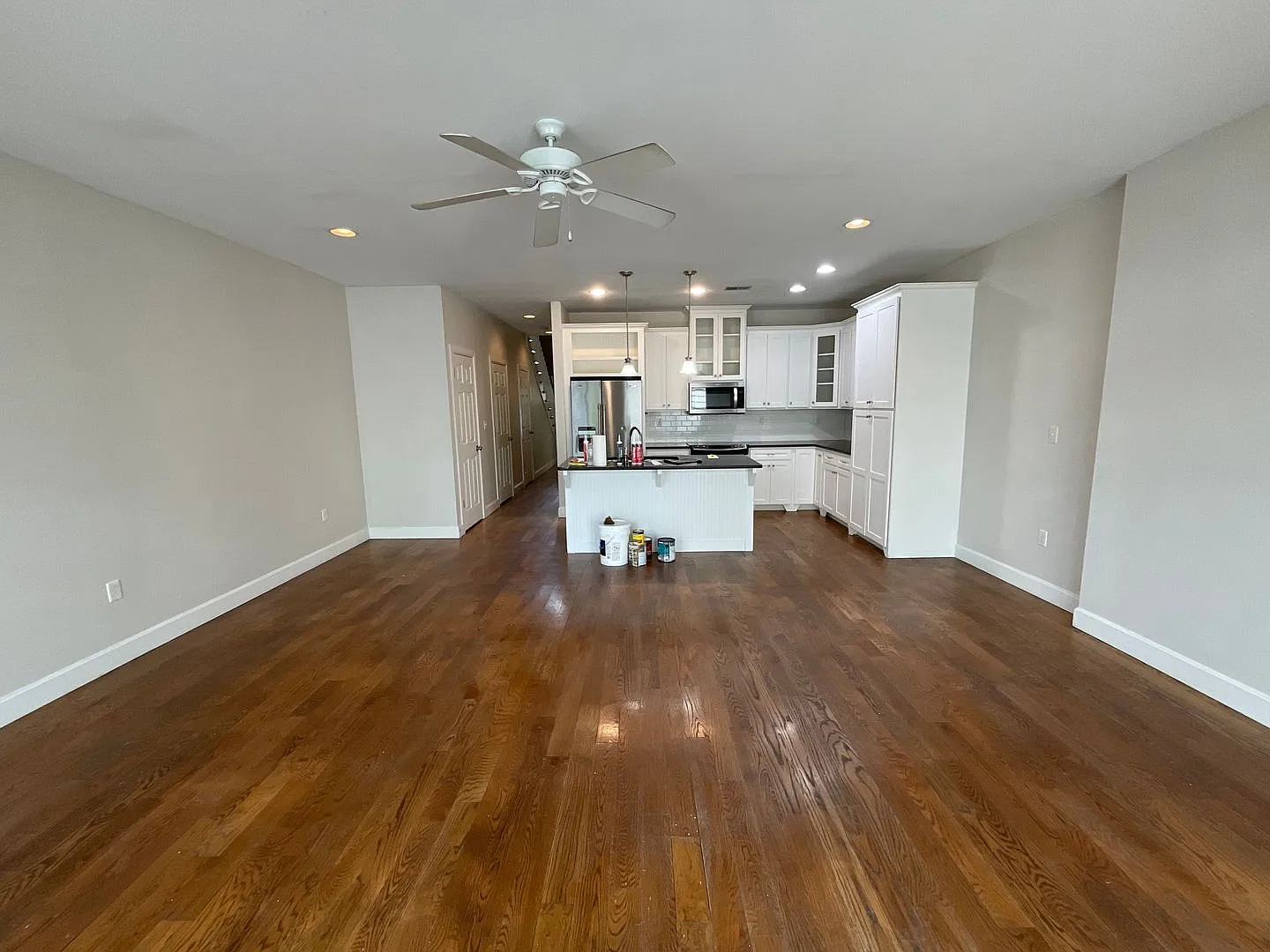 Price Street Condos — Photo 2