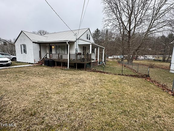 2nd image of 229 Burnette St