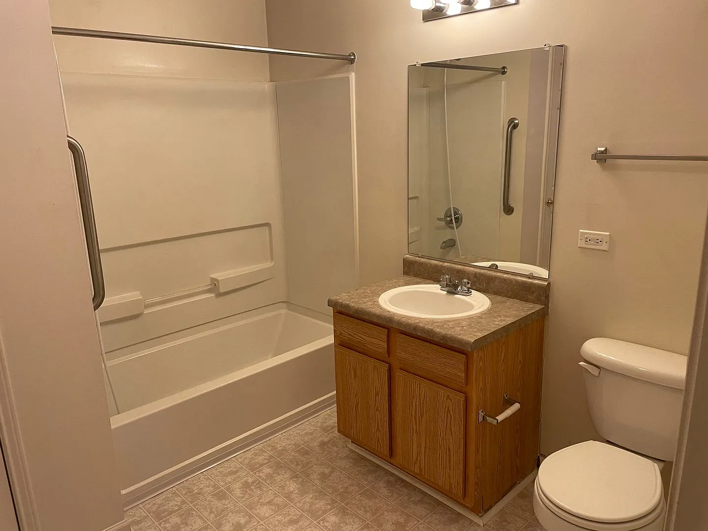 Montevallo, AL 2 Bed 2 Bath $1,154/mo**Deposit $0 — Photo 4