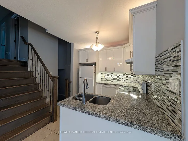 1848 Lamstone St — Photo 4