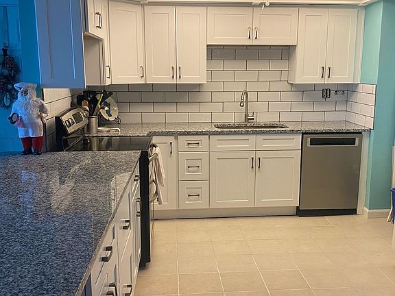 2nd image of 500 Treasure Island Cswy APT 508