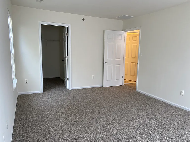19 Leeward Ct #G13 — Photo 10