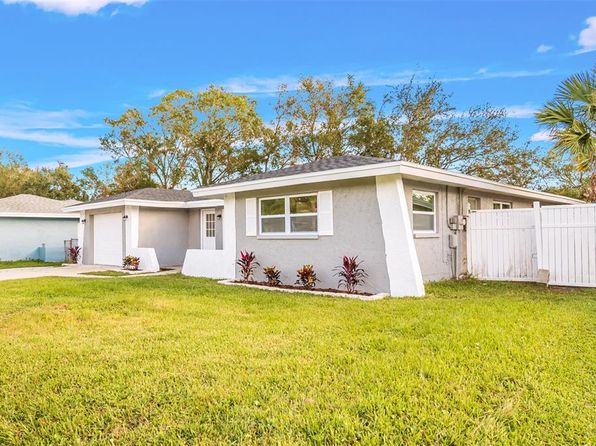 1811 Forest Dr, Oldsmar, FL 34677