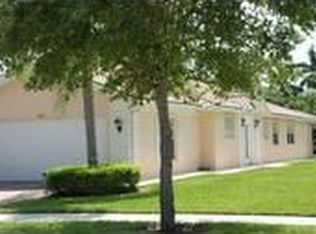 103 Euphrates Cir, Palm Beach Gardens, FL 33410