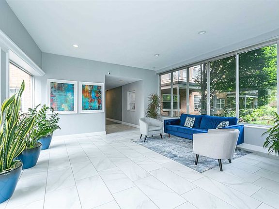 3rd image of 1 Wooleys Ln APT 2E