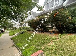 854 E Rittenhouse St, Philadelphia, PA 19138