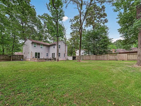 3rd image of 11111 Meadow Rue St