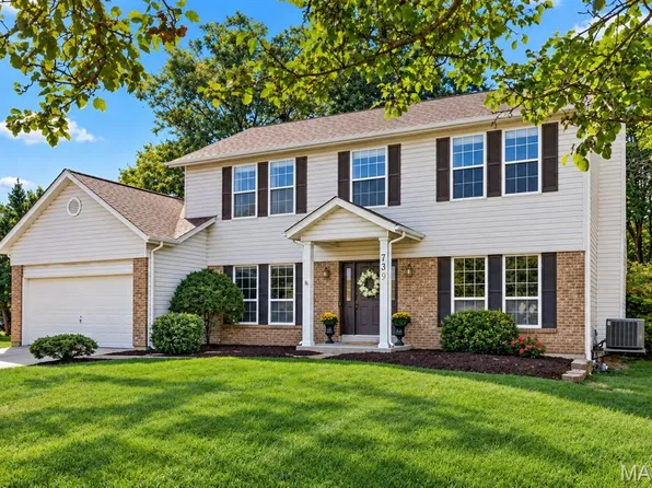 739 Winterfield Dr, Saint Peters, MO 63304