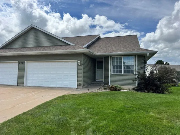 3690 Deer Valley Dr APT B, Marion, IA 52302