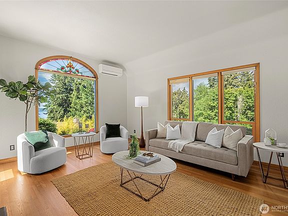 4th image of 6208 Browns Point Boulevard NE