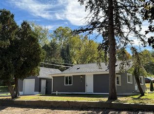 4915 Clarkston Rd, Clarkston, MI 48348