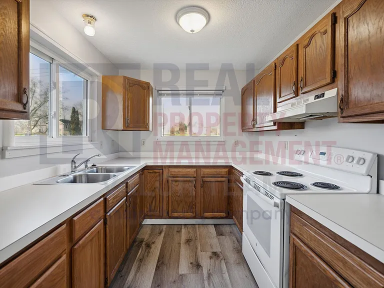 6256 Wayland Rd — Photo 4