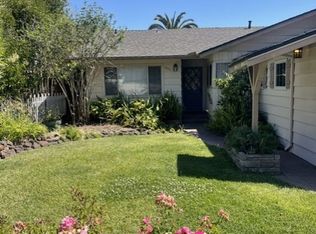 860 Prospect Hts, Santa Cruz, CA 95065