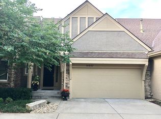 14057 S Summit St, Olathe, KS 66062