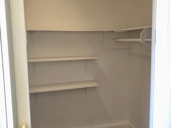 4th image of 7313 Vassar Ave