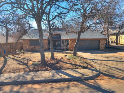 916 Elmwood Dr, Edmond, OK, 73013