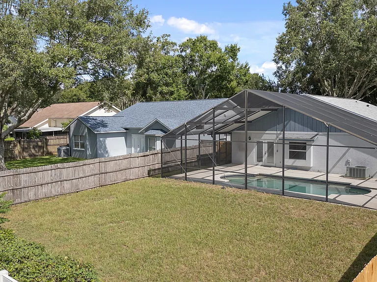 1831 Erin Brooke Dr — Photo 22