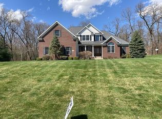 8196 Old Oak Dr, Demotte, IN 46310